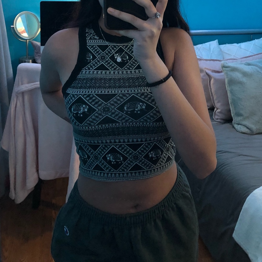 crop top